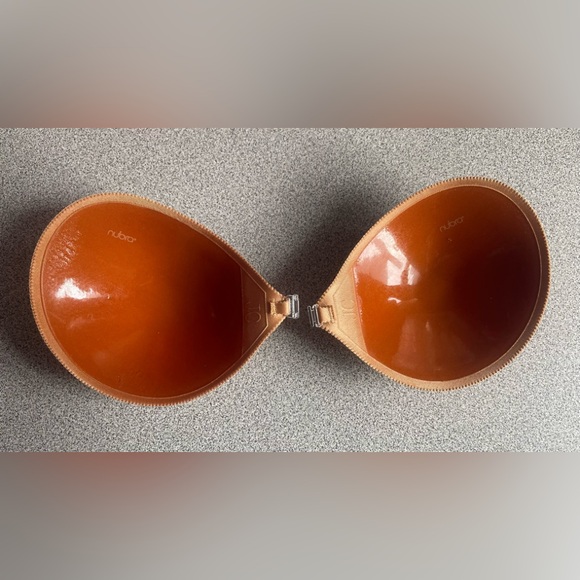 NuBra Tan Seamless Strapless Backless Bra Size C - Picture 3 of 11